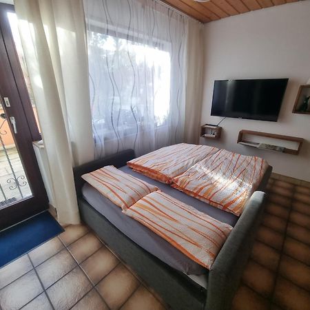 Ferienwohnung Erbachstrasse バイブリンゲン エクステリア 写真
